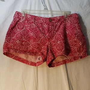 Old Navy pink and white shorts Size 8